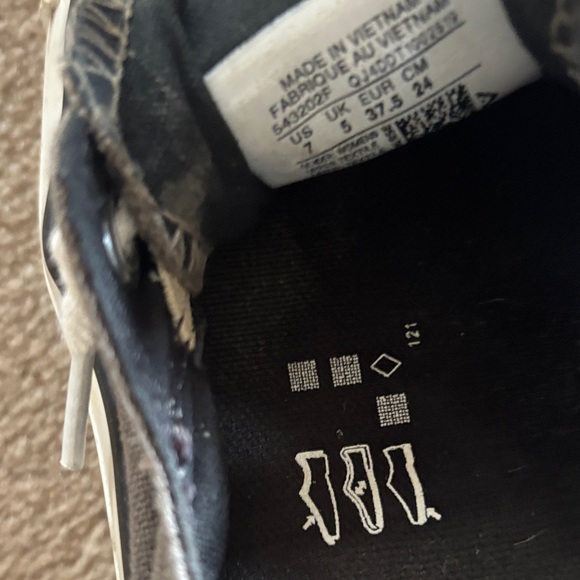 Converse All Star Low-Top Sneakers - Picture 7 of 7